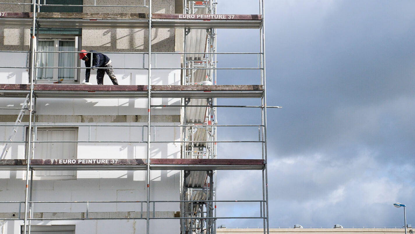 renovation-energetique-vierzon-echafaudages-isolation-exterieur-artisan