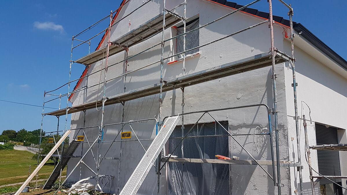 Ravalement façade d’une maison : guide complet des travaux